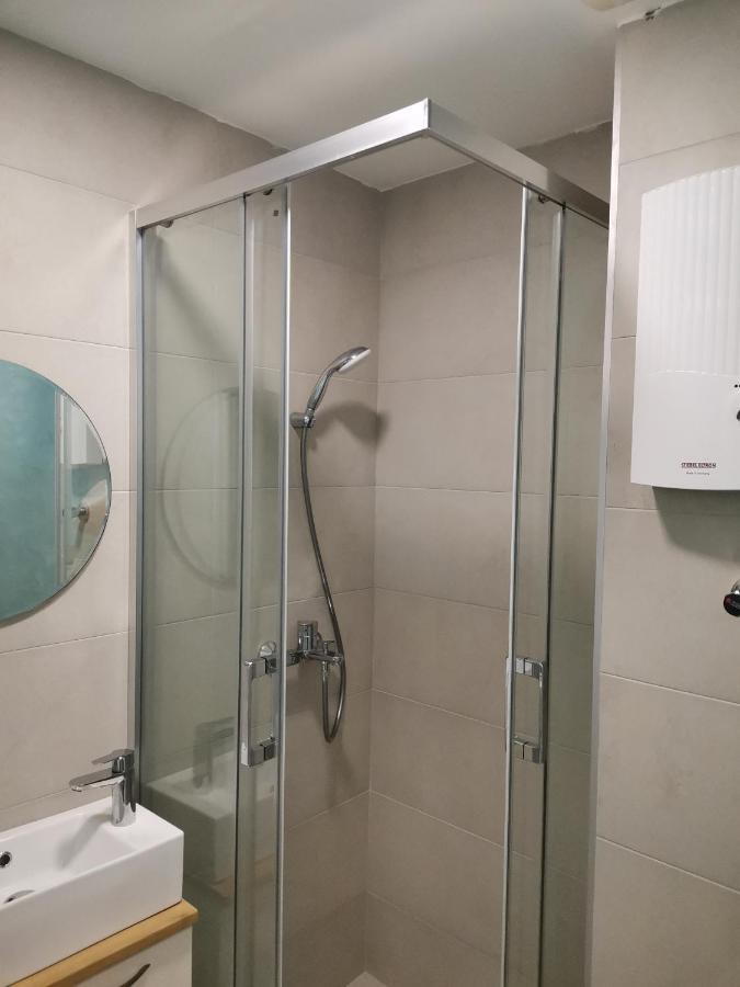 Clock Tower Apartments Podgorica Bagian luar foto